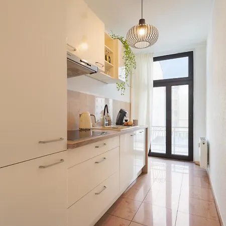 Ruhige Wohnung In Zentraler Lage - Quiet Flat In A Central Location Magdeburgo Exterior foto