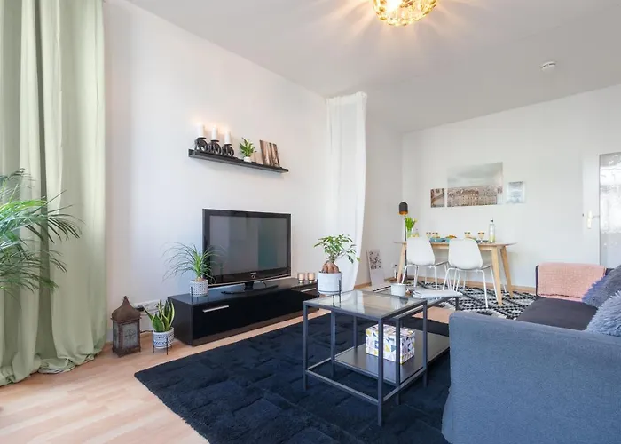 Ruhige Wohnung In Zentraler Lage - Quiet Flat In A Central Location
